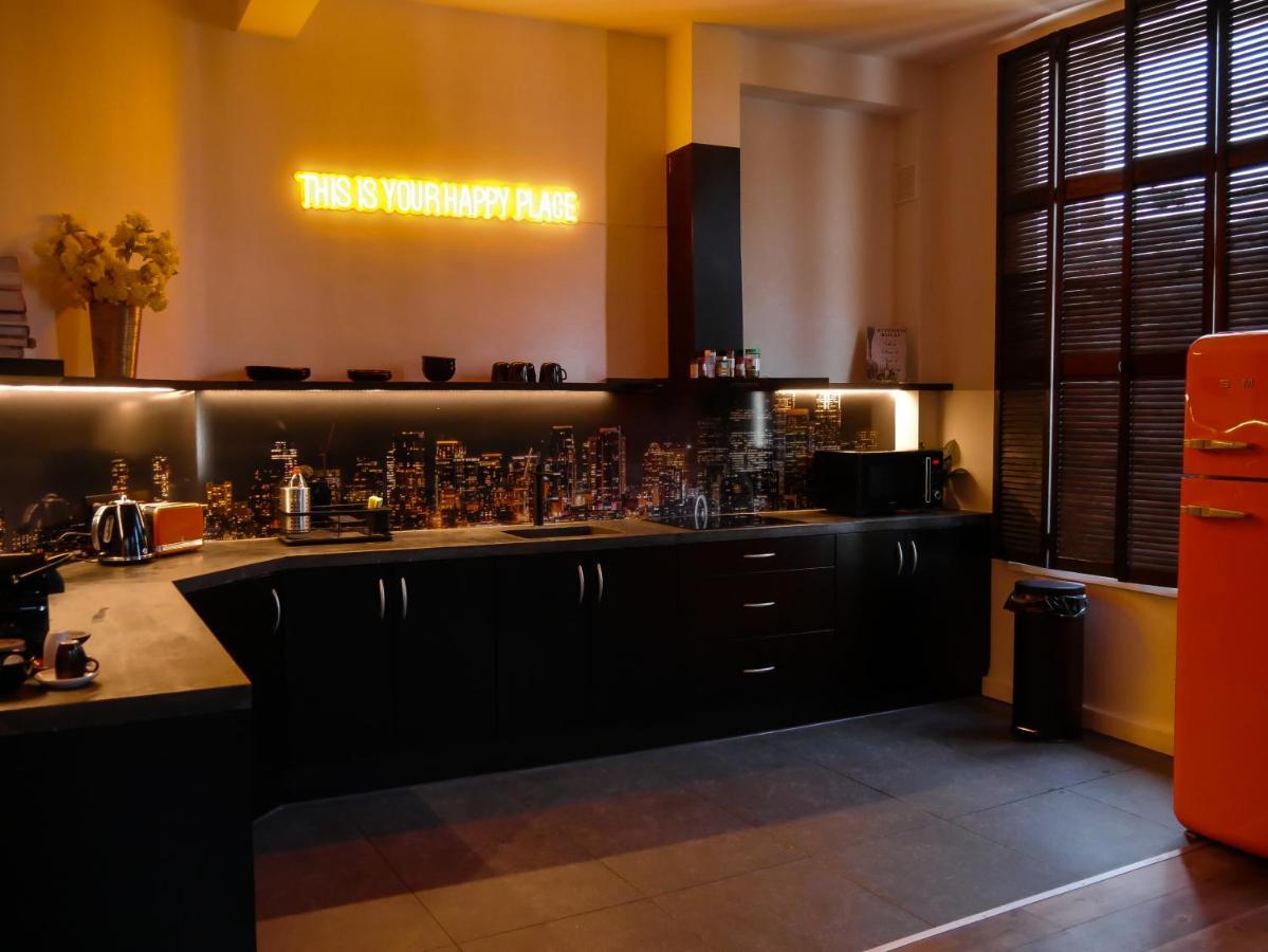 Sleep Inn - Black And Gold Loft Antwerp Cityview Buitenkant foto